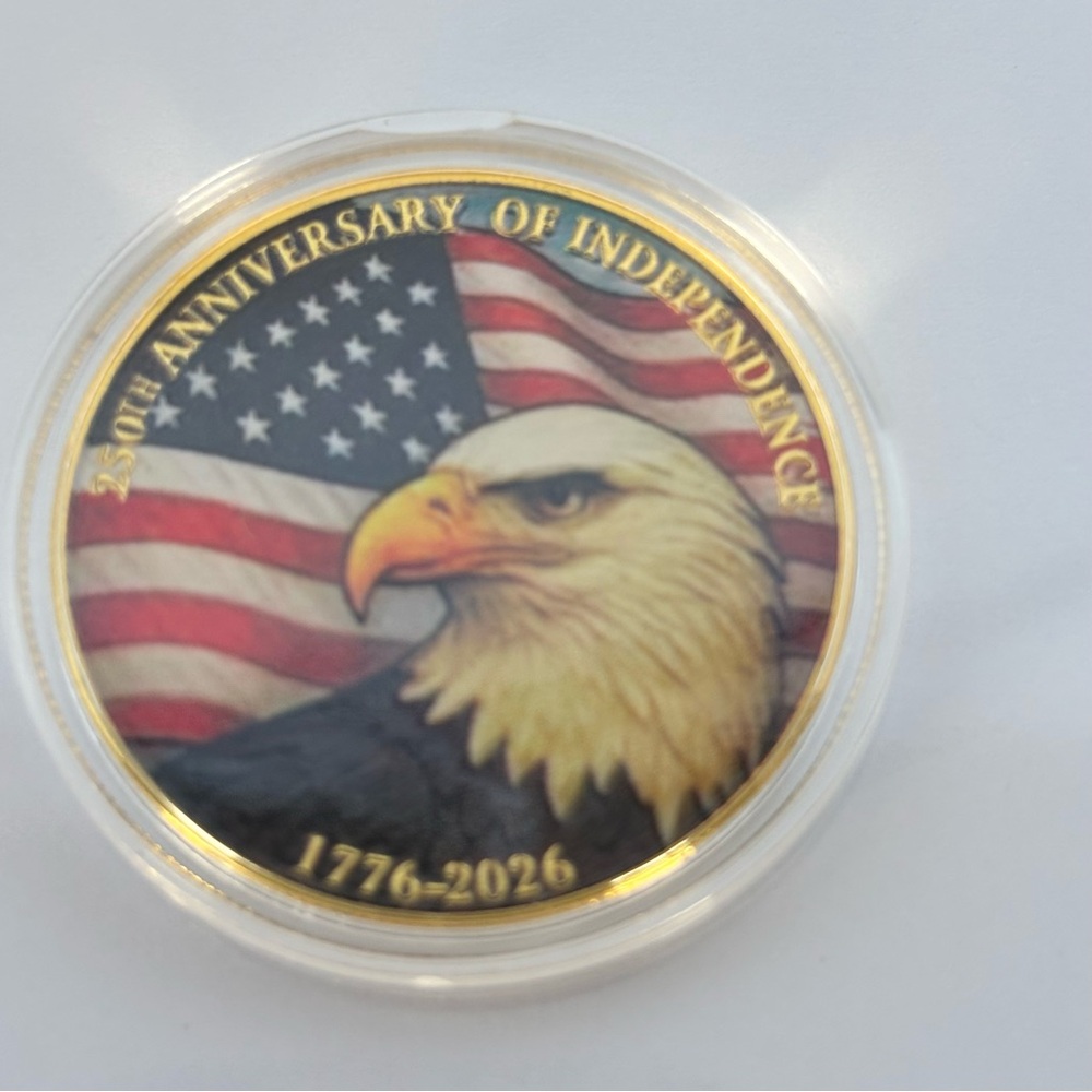 Patriotic Bald Eagle Commemorative Coin - 1776-2026